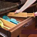 PRZEGRODY-DO-SZUFLAD-4SZT-REGULOWANE-ORGANIZER-DO-SZUFLADY-SEPARATOR-BAMBUS-Kod-producenta-00062.jpeg