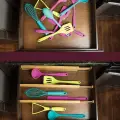 PRZEGRODY-DO-SZUFLAD-4SZT-REGULOWANE-ORGANIZER-DO-SZUFLADY-SEPARATOR-BAMBUS-Rodzaj-organizer-do-szuflady.jpeg