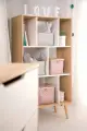 Regal-na-Ksiazki-dla-Dzieci-Buk-Polka-na-Zabawki-z-Pojemnikami-40cm-SOFIE-Kod-producenta-5901912244269.jpeg